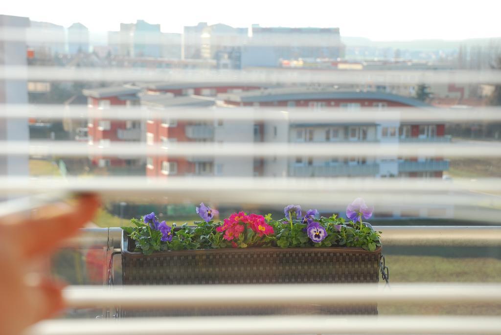 A Nice Place To Stay Apartments Praga Exterior foto